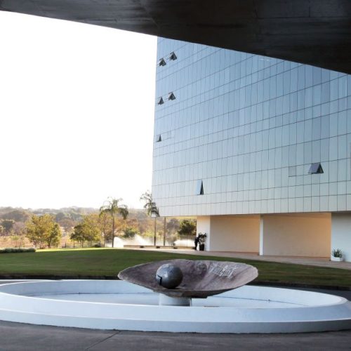 TST decide que gestantes em contratos temporários têm direito à estabilidade